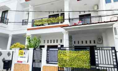 Rumah Murah 2 menit dari Toll Cipayung Jakarta Timur