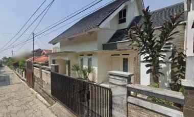 Rumah Dijual di ligar wangi