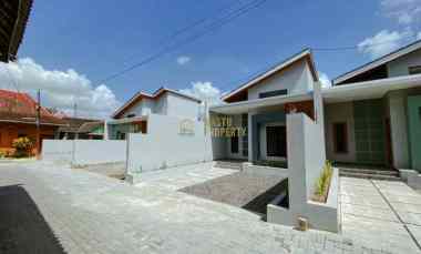 Rumah Murah, Tanah Luas di Barat Candi Prambanan Sleman