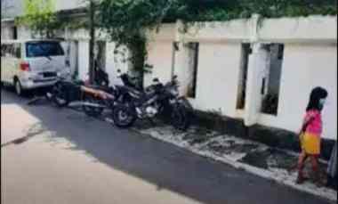 Rumah Murah Wadidau Wawaw di Pulomas, Cempaka Putih