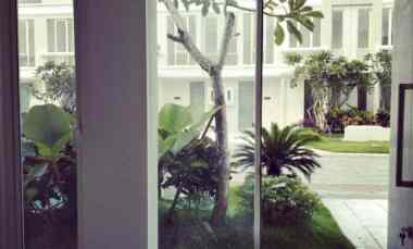 Rumah New 2 lantai, Grand Pakuwon, Kosongan, Hadap Utara