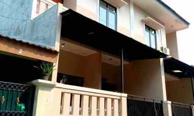 Rumah Murah di Perumnas Klender, Duren Sawit