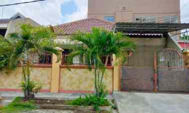 Rumah Ngagel Jaya Tengah, Hadap Utara