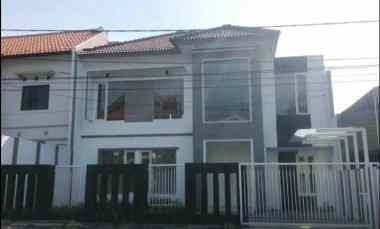 Rumah Nginden Intan Barat