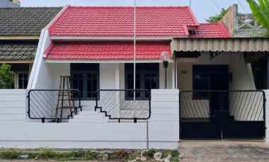 Rumah Nginden Intan Timur Strategis Row 2,5 Mobil