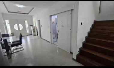 Rumah Pakuwon City Taman Mutiara Surabaya Timur