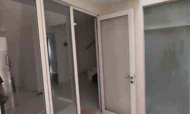 Rumah Pakuwon City Zimbali Costa Row Jalan 2 Mobil