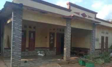 Rumah Pedesaan Minimalis Elegan
