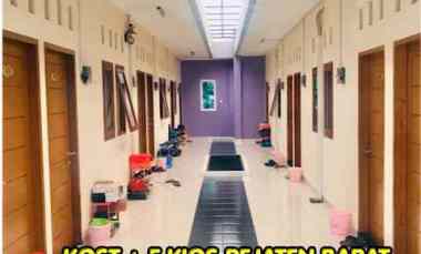 Dijual Kost Eksklusif Berikut 5 Kios Pejaten Barat Jalan 2 Mobil