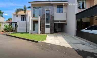 Rumah Pejaten Barat dalam Cluster