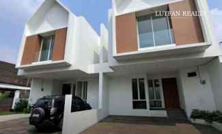 Rumah Pejaten Skandinavian Non Cluster