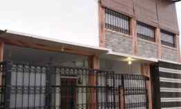 Rumah Perum Dua Lantai Full Renov