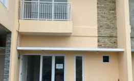 Rumah Siap Huni 2 Lantai dekat ke Stasiun Cisauk