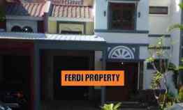 Rumah Rapi Siap Huni dalam Cluster Legenda Wisata Cibubur