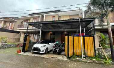 Rumah Pesona Bali Ciwaruga Bandung Utara