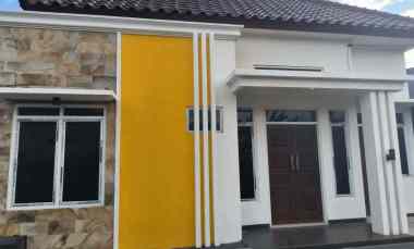 Rumah Dijual di Jalan Raya Ujung Aspal Pondok Gede