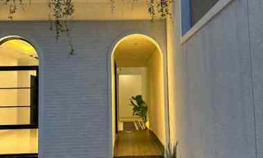 Rumah Purimas Regency Minimalis Tropis Strategis