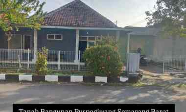 Rumah Puspogiwang Semarang Barat