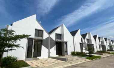 Rumah Rasa Villa di Area Berkembang di Citeureup Bogor