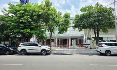 Rumah Raya Manyar Kertoarjo Strategis NOL Jalan