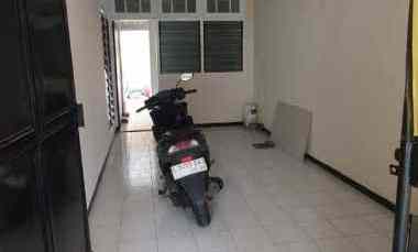 Rumah Rungkut Mapan Hadap Selatan