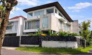 Rumah San Antonio, Pakuwon City - Strategis - Siap Huni