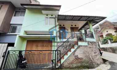 Rumah Dijual di Komplek Sariwangi