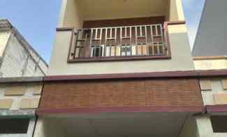 Rumah Second 1,2 Milyar di Pulomas Barat Jakarta Timur