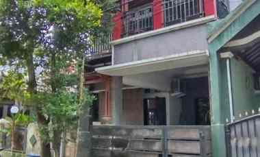 Rumah Second 2 Lantai di Perum Maharaja Depok
