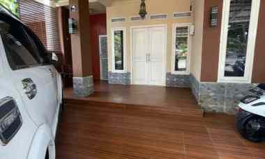 Rumah Second Apik Terawat dekat Pintu Tol Ciputat