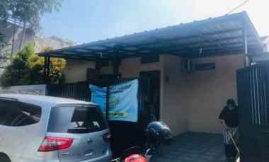 Rumah Second dalam Cluster di Ratujaya Depok