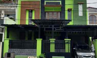 Rumah Second dalam Komplek Marinir Pondok Kelapa