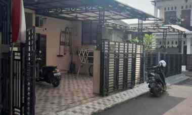 Rumah Second di Bintara Bekasi Barat