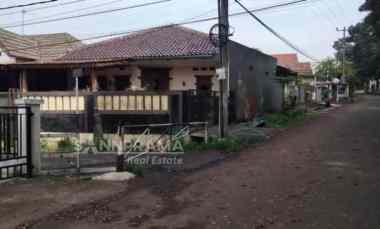 Rumah Second Hook, Unik Antik Sawangan Permai Depok -fry