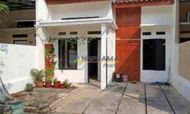 rumah second minimalis dalam cluster di bedahan depok