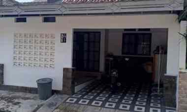 Rumah Dijual di Cibadak