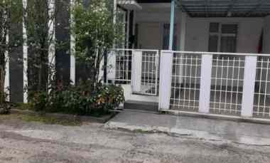 Rumah Dijual di Cluster GR 12 Graha Raya