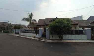 rumah seken lokasi nyaman di cakra cinere