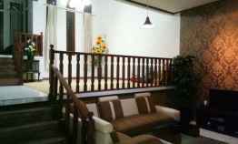 Rumah Samping Setraduta dekat Sarijadi Setrasari Bandung