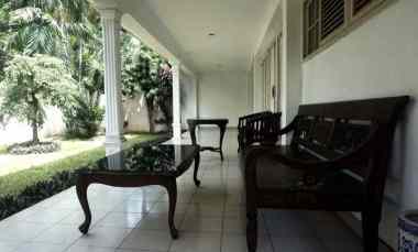 Rumah SHM Bagus Terawat di Menteng Jakarta Pusat