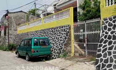 Rumah SHM Luas di Beji Depok -RihLin