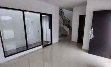 Rumah Siap Huni 2 Lantai dekat Kampus Its, Merr