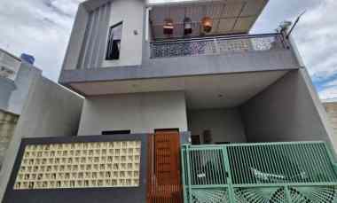 Rumah Dijual di Jl Raya Limo , depok