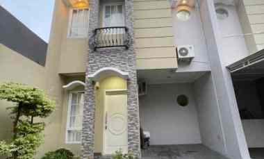 Rumah Dijual di Jl kirai Cirendeu