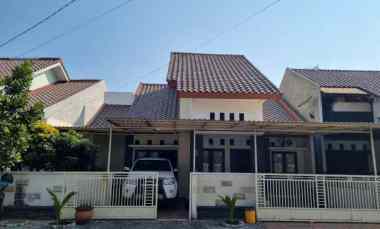 Rumah Siap Huni Carport 2 Mobil di Sulfat Malang