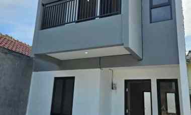 Rumah dekat Sekolahan Akses Tol Cibubur Jakarta Timur