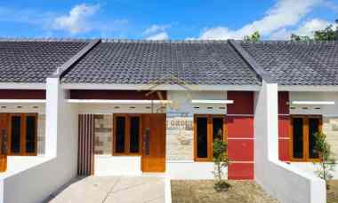 Rumah Siap Huni dengan View Indah di Kalikotes Klaten