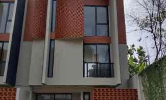 Rumah Siap Huni di Bintaro dekat Stasiun dan Tol