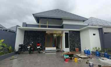 rumah siap huni di dalam cluster sleman