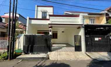 Rumah Siap Huni di Pondok Bambu Permai, Jakarta Timur